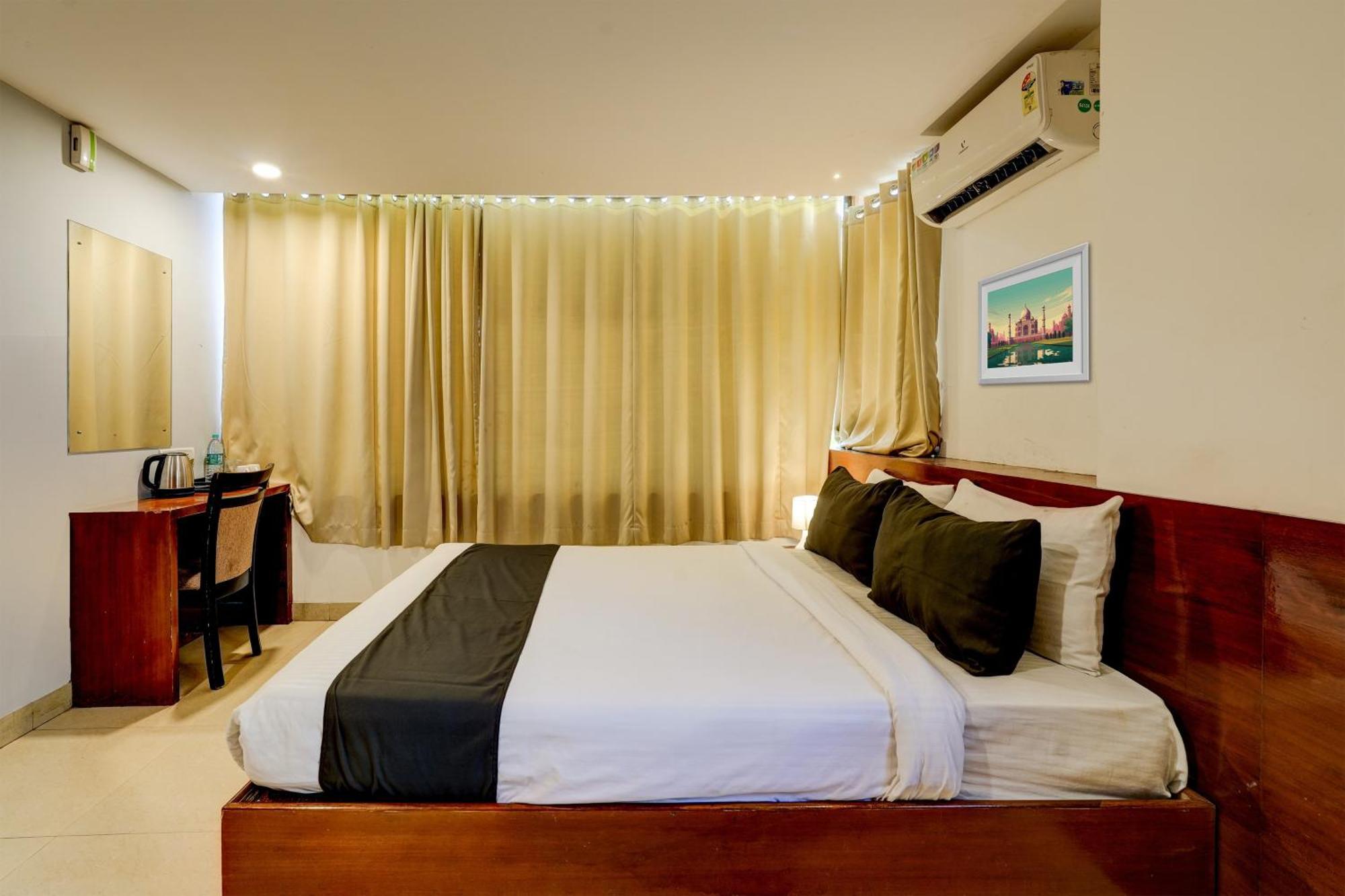 Hotel O V3R Residency Bangalore Bagian luar foto